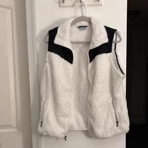 Columbia Women's Black and White Fleece Vest